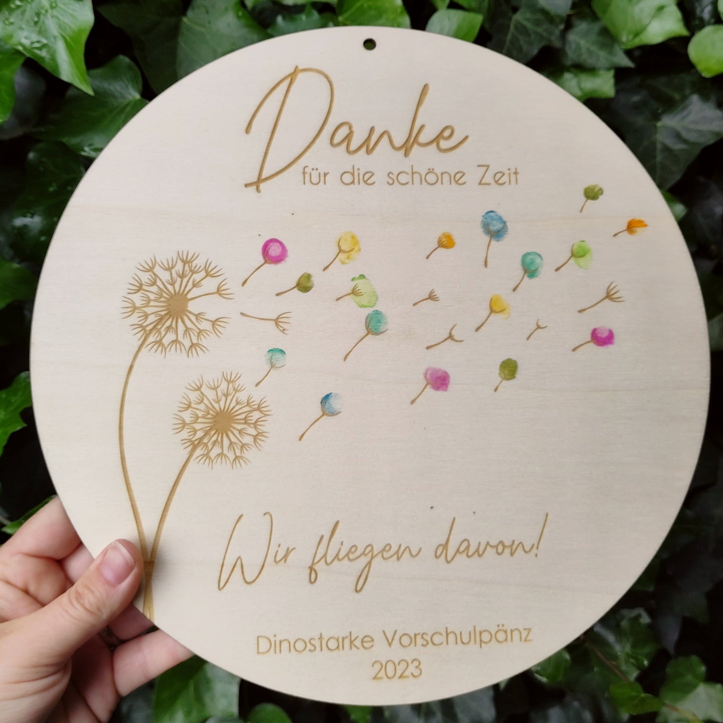 Holzschild Fingerabdrücke Pusteblume