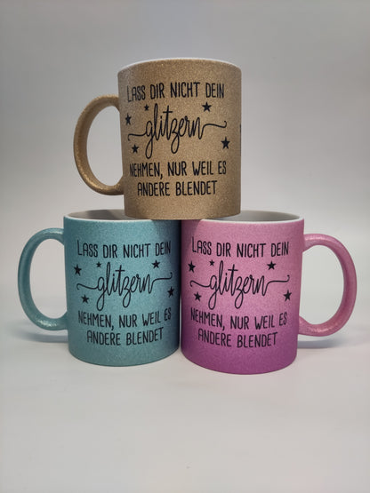 Glitzertasse im Überraschungs-Design