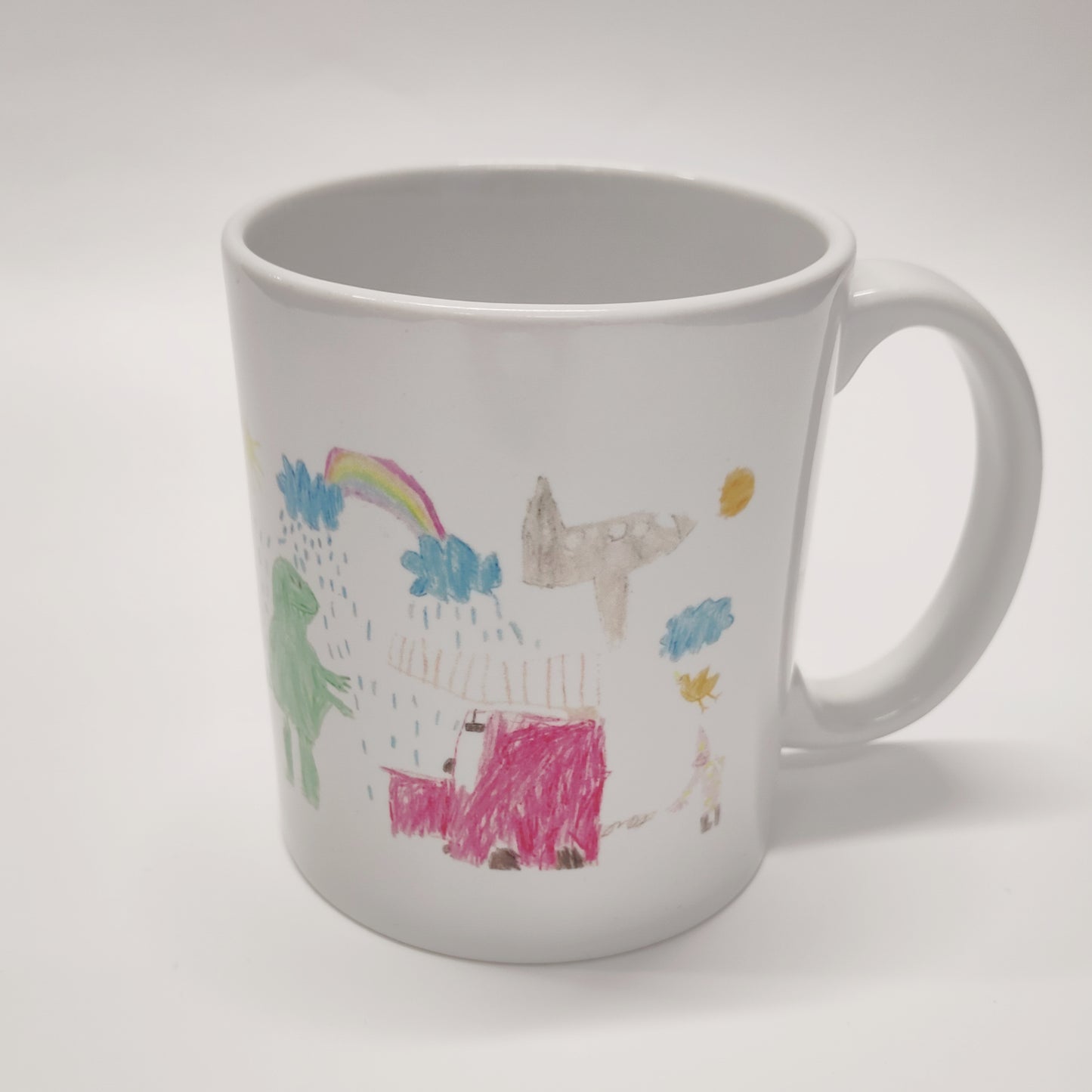 Tasse mit Kinderzeichnung