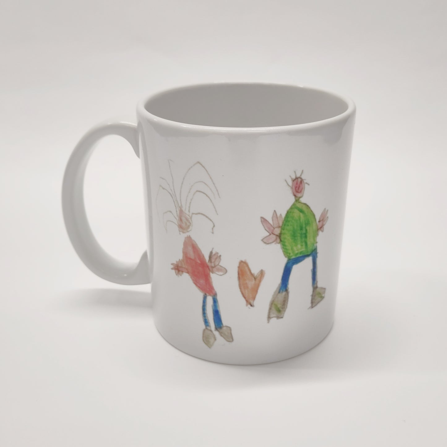 Tasse mit Kinderzeichnung