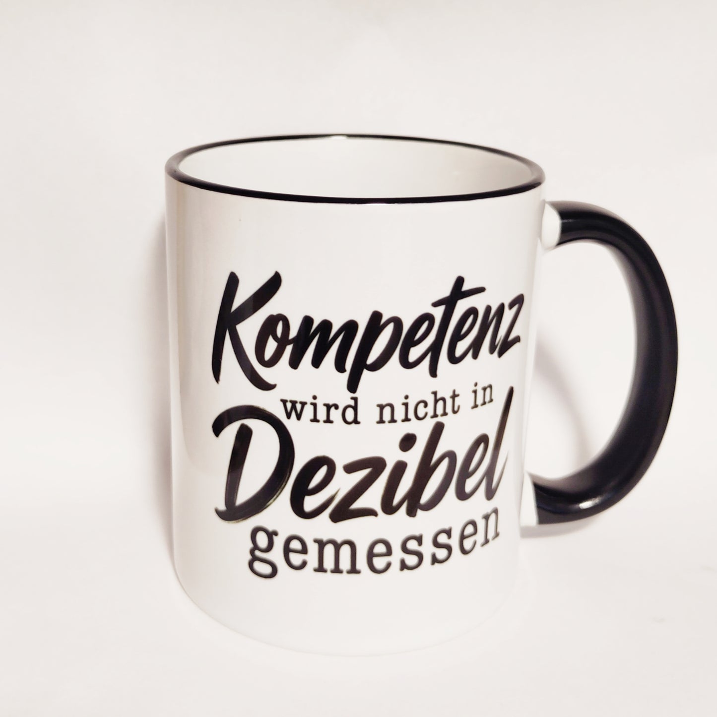 Tasse Dezibel