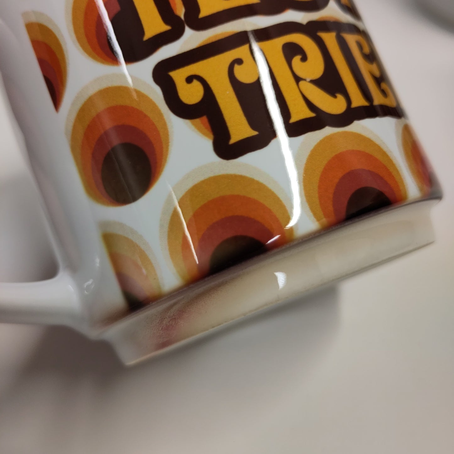 Überraschungs-B-Ware Tasse Trier-Retro
