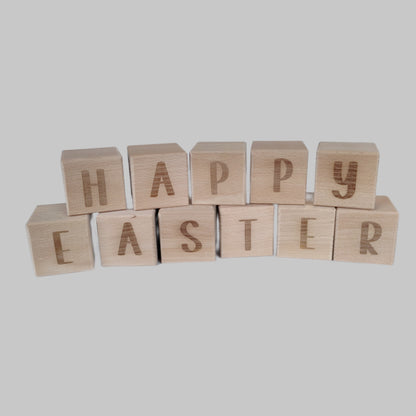 Holzwürfel mit Buchstabe