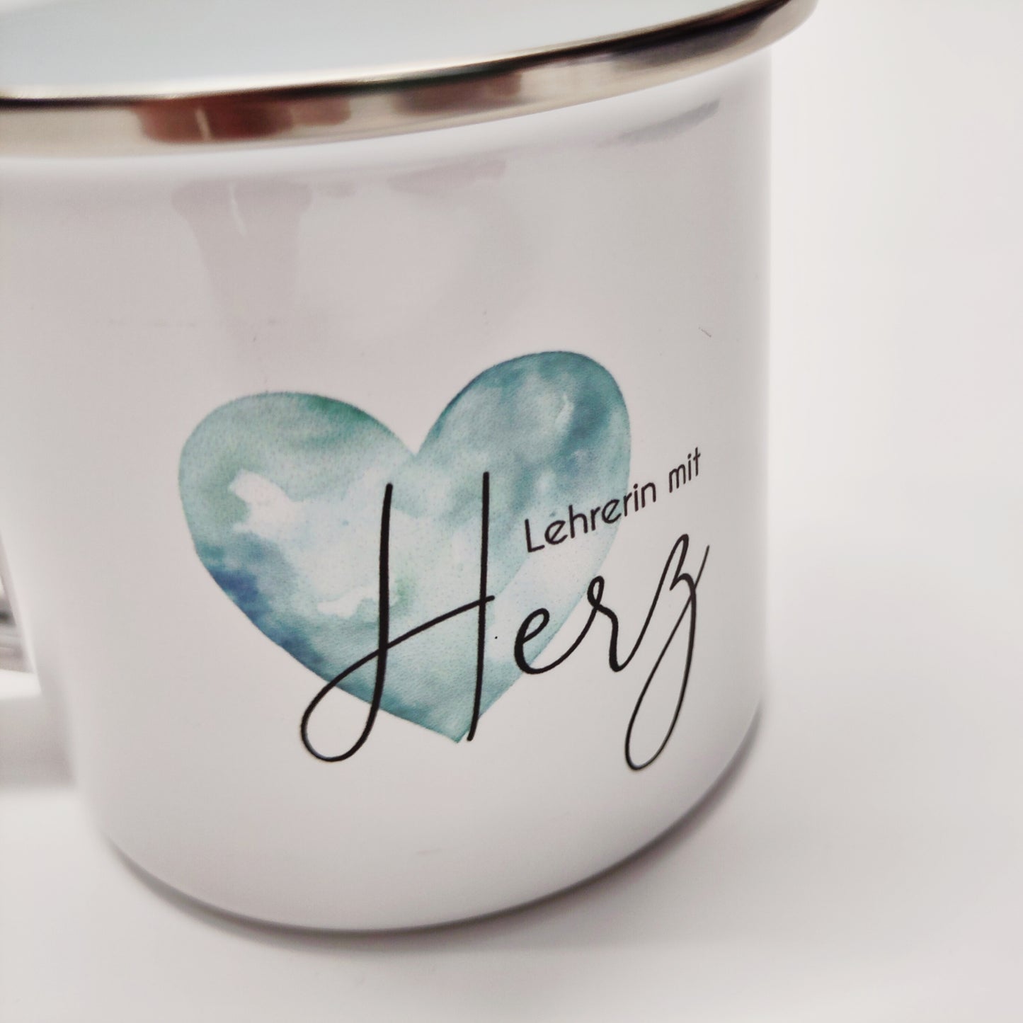 Emailletasse Lehrer/in mit Herz