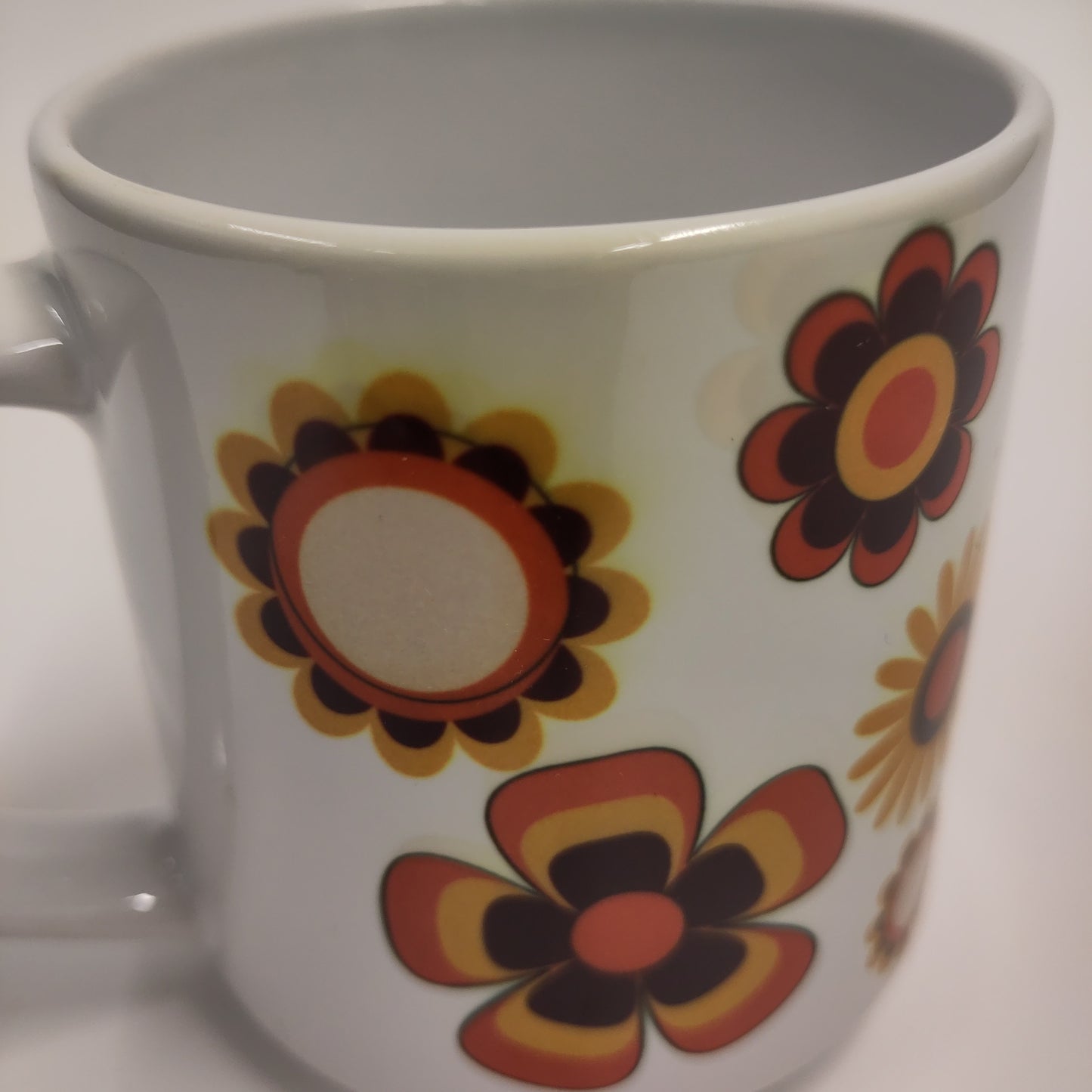 Überraschungs-B-Ware Tasse Trier-Retro